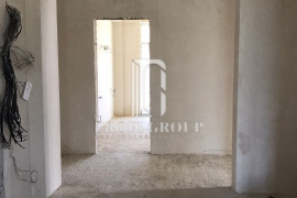 Продаётся квартира в элитном доме.